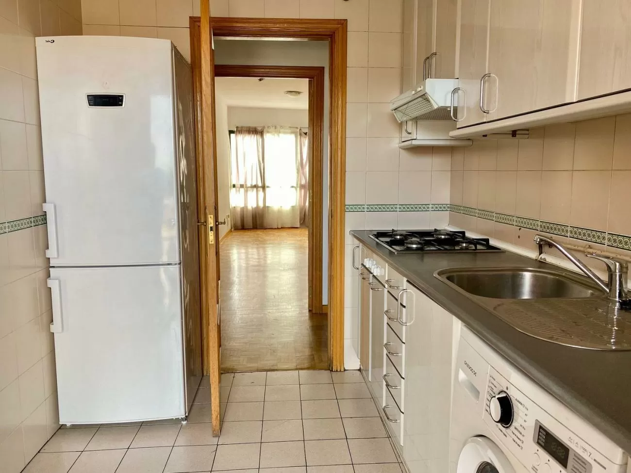 Imagen de Calle de Tablada, Tetuán, Madrid capital (Ref.1322) Imagen de Calle de Tablada, Tetuán, Madrid capital (Ref.1322)