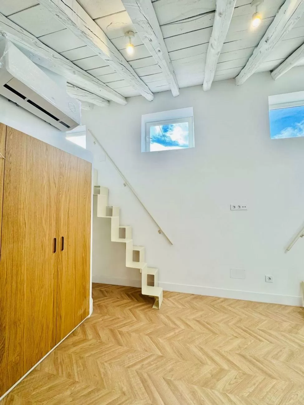 Imagen de Calle de Jesús y María, Centro, Madrid capital (Ref.2051) Imagen de Calle de Jesús y María, Centro, Madrid capital (Ref.2051)