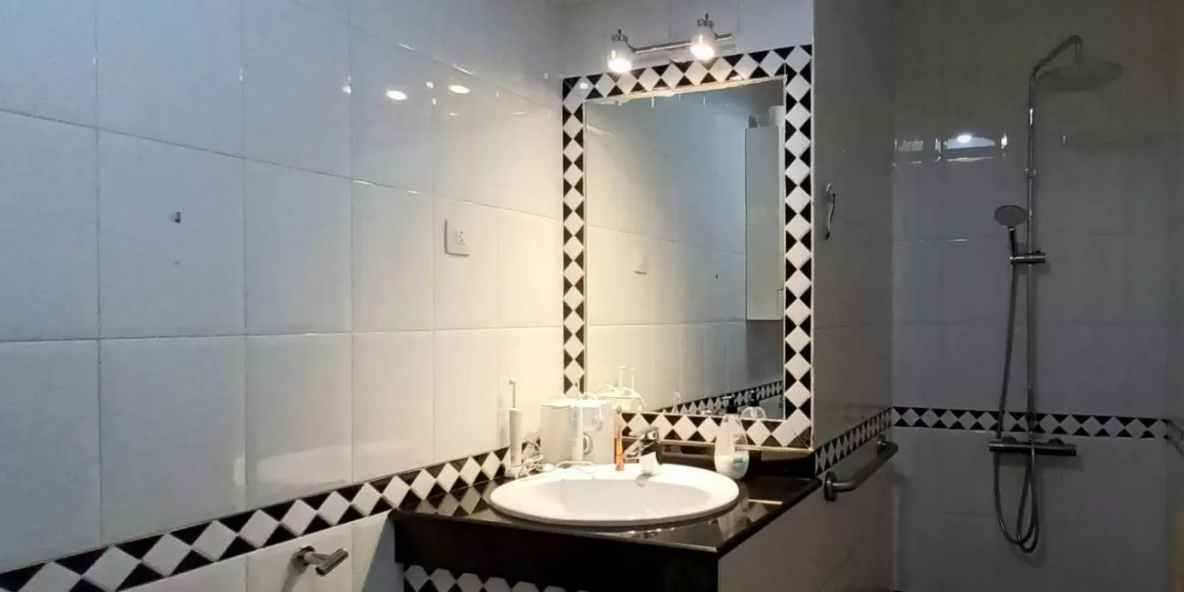 Imagen de Calle de Lavapiés, Centro, Madrid capital (Ref.2009) Imagen de Calle de Lavapiés, Centro, Madrid capital (Ref.2009)