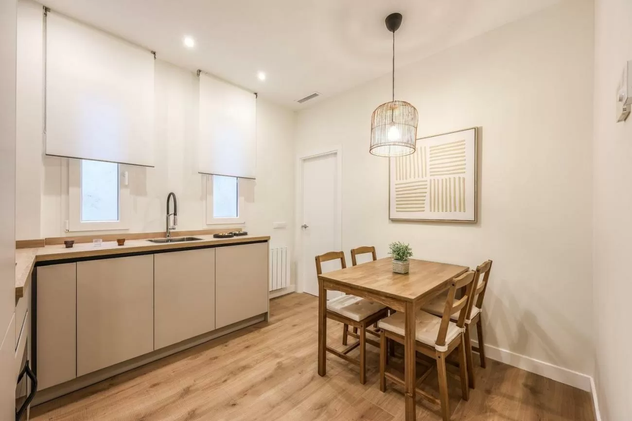 Imagen de Calle del Doctor Esquerdo, Barrio de Salamanca, Madrid capital (Ref.2094) Imagen de Calle del Doctor Esquerdo, Barrio de Salamanca, Madrid capital (Ref.2094)