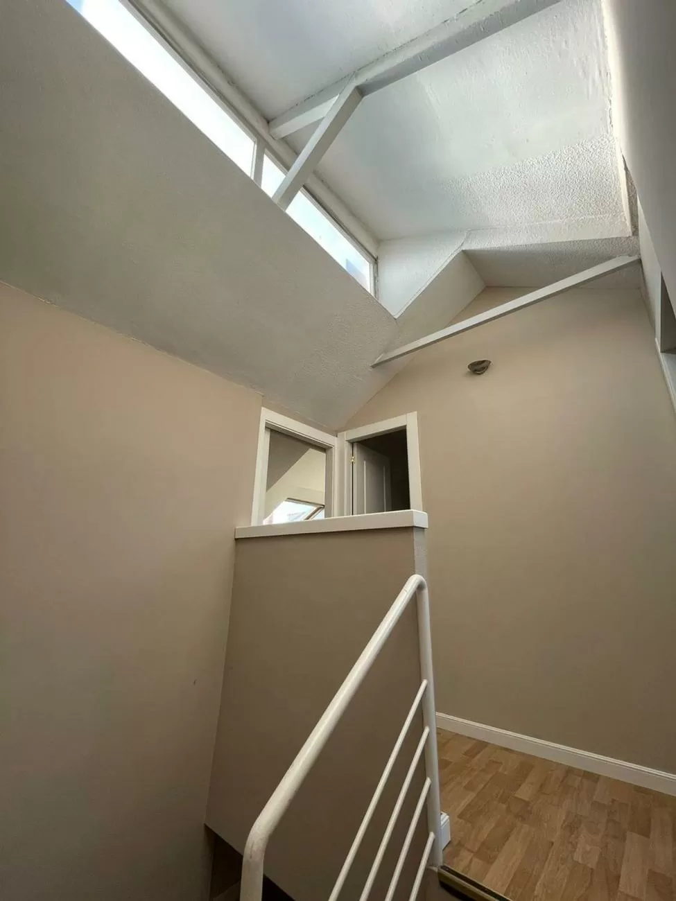 Imagen de Paseo del Circuito, property->address->location->zones->zones->LEVEL7->name, Zona norte (Ref.2121) Imagen de Paseo del Circuito, property->address->location->zones->zones->LEVEL7->name, Zona norte (Ref.2121)