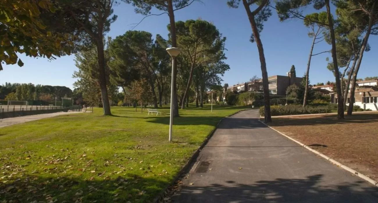 Paseo de la Rinconada, Moncloa, Madrid capital (Ref.)