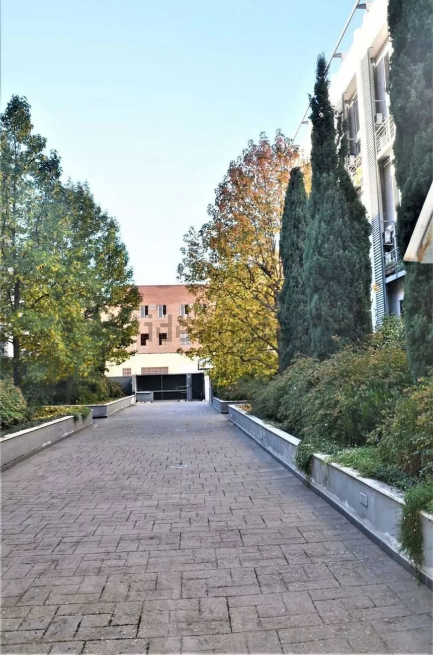 Imagen de Calle de Miguel Yuste, San Blas, Madrid capital (Ref.2084) Imagen de Calle de Miguel Yuste, San Blas, Madrid capital (Ref.2084)