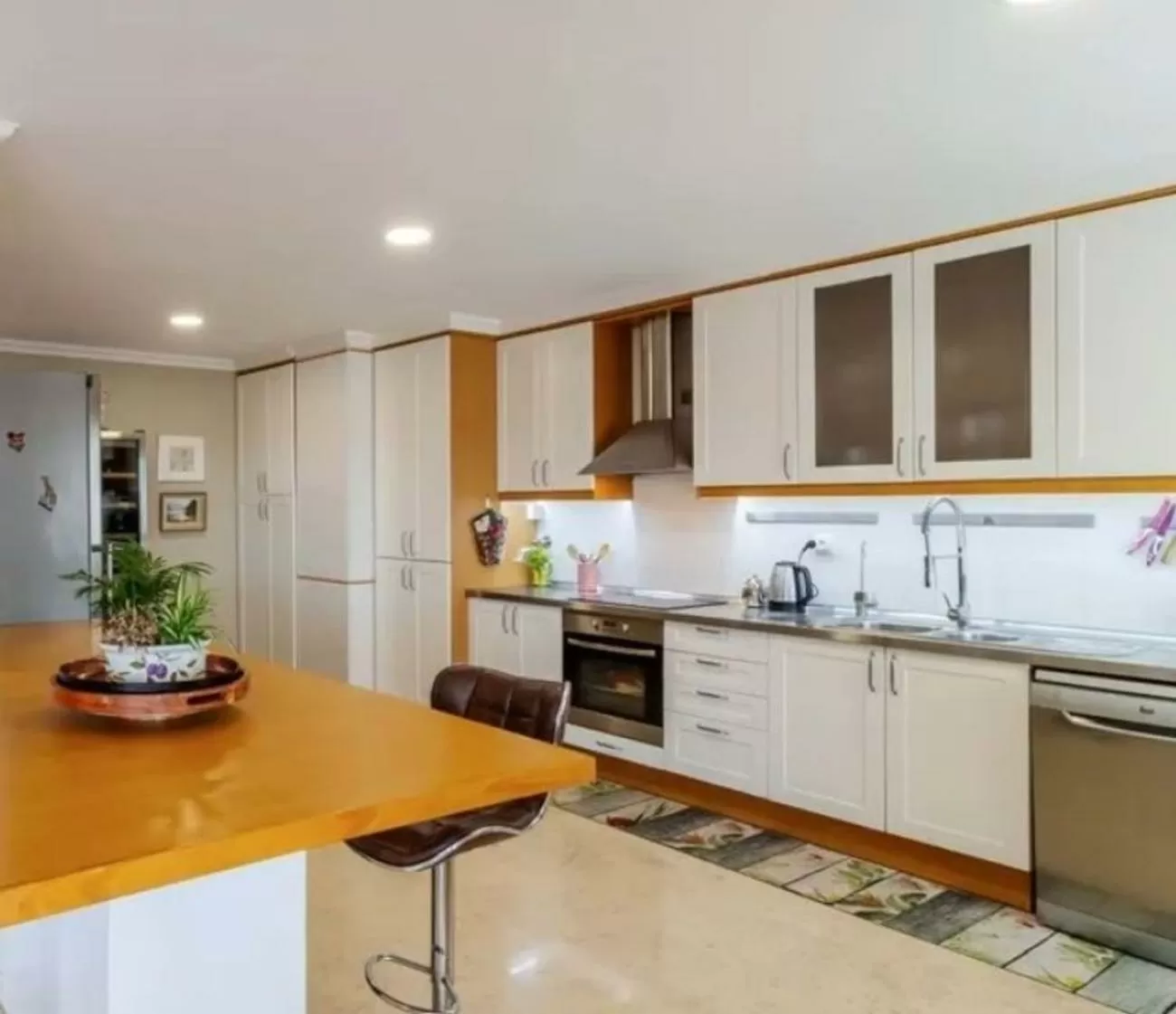 Imagen de Paseo de la Castellana, Tetuán, Madrid capital (Ref.2097B) Imagen de Paseo de la Castellana, Tetuán, Madrid capital (Ref.2097B)