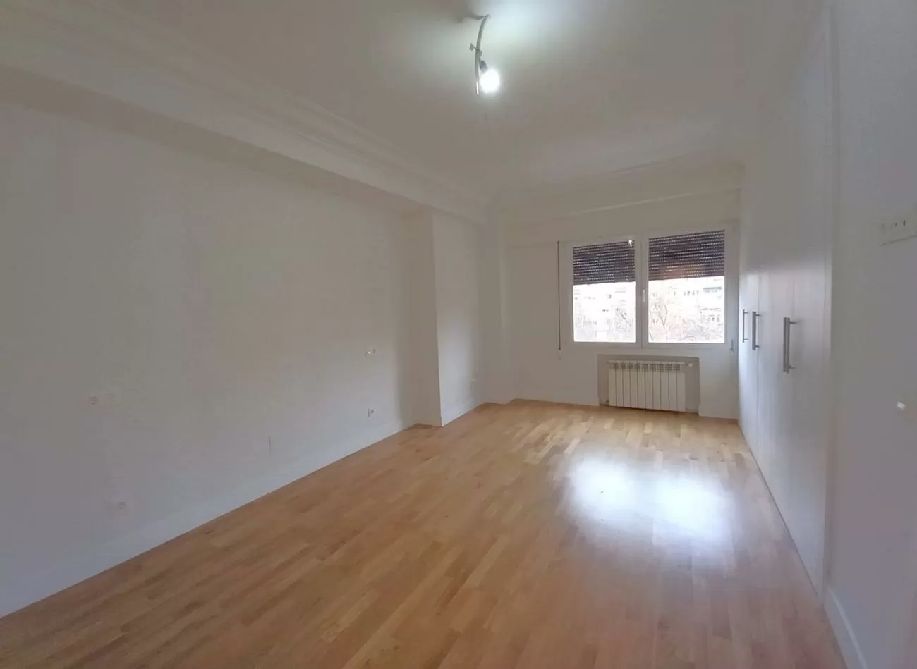 Imagen de Avenida del General Perón, Tetuán, Madrid capital (Ref.)