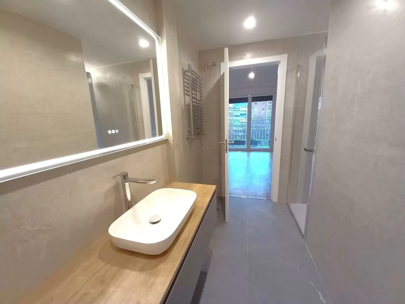 Imagen de Avenida del General Perón, Tetuán, Madrid capital (Ref.)