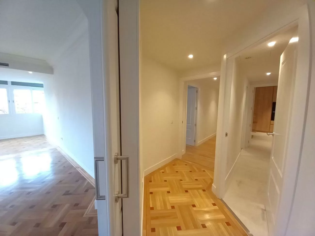 Imagen de Avenida del General Perón, Tetuán, Madrid capital (Ref.)