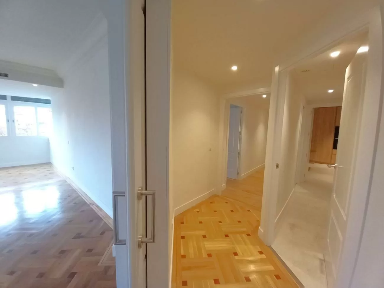 Imagen de Avenida del General Perón, Tetuán, Madrid capital (Ref.)