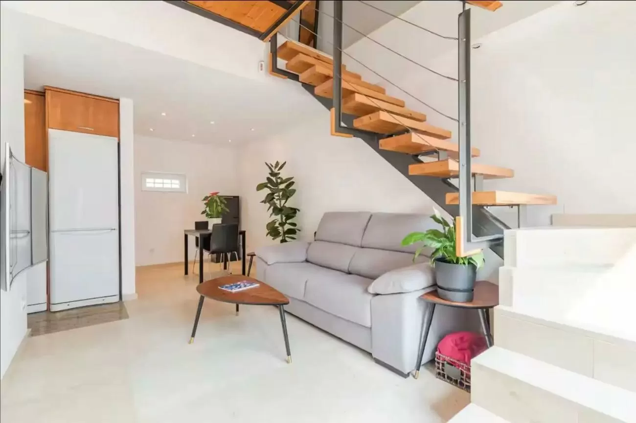 Imagen de Calle de los Algodonales, Tetuán, Madrid capital (Ref.2088) Imagen de Calle de los Algodonales, Tetuán, Madrid capital (Ref.2088)