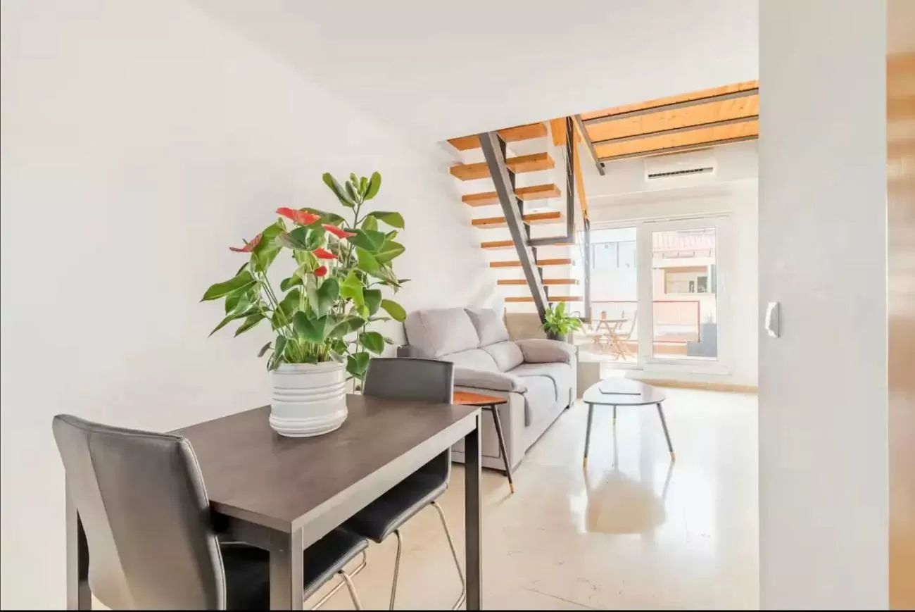 Imagen de Calle de los Algodonales, Tetuán, Madrid capital (Ref.2088) Imagen de Calle de los Algodonales, Tetuán, Madrid capital (Ref.2088)