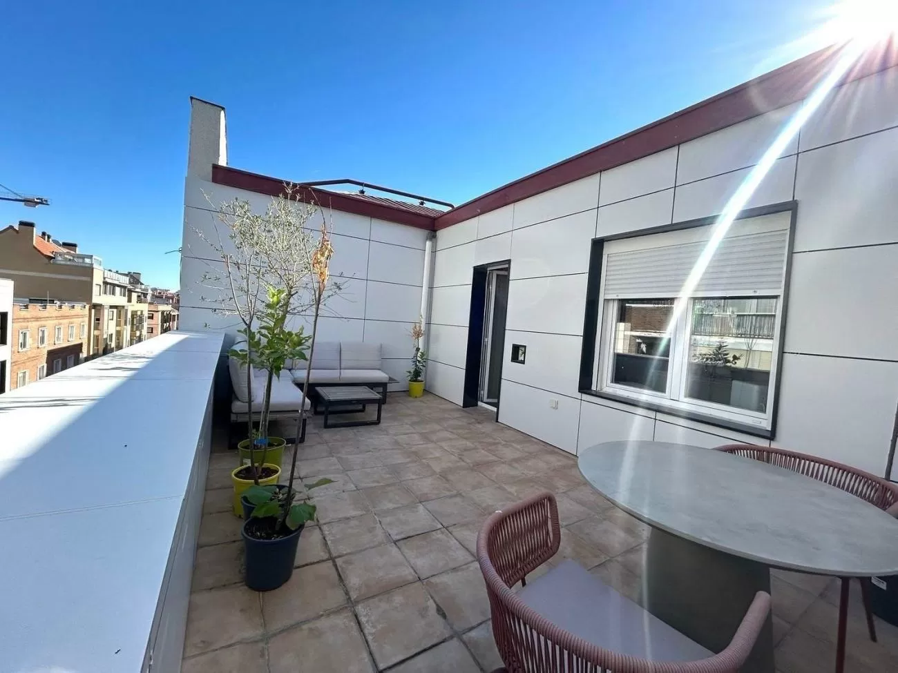 Imagen de Calle de Azcona, Barrio de Salamanca, Madrid capital (Ref.) Imagen de Calle de Azcona, Barrio de Salamanca, Madrid capital (Ref.)