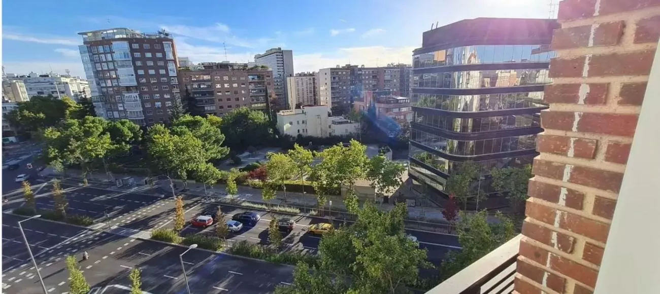 Imagen de Calle de Francisco Silvela, Chamartín, Madrid capital (Ref.2112)