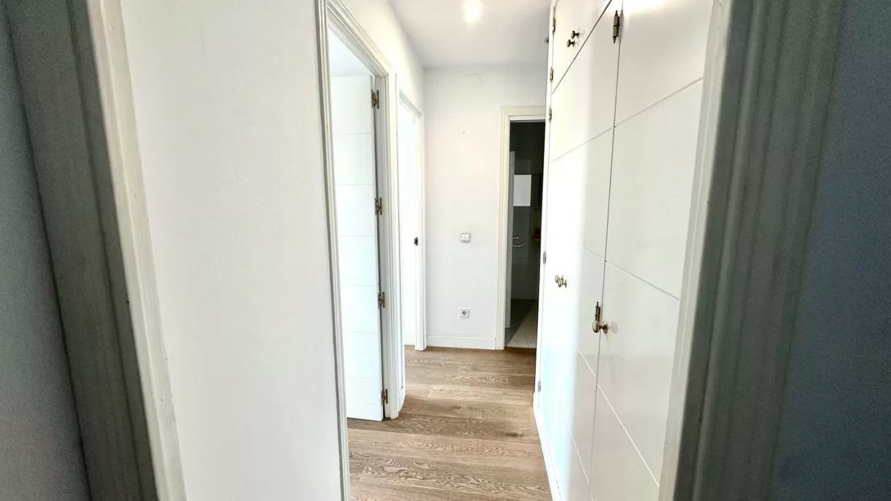 Imagen de Avenida de Burgos, Chamartín, Madrid capital (Ref.1816-2) Imagen de Avenida de Burgos, Chamartín, Madrid capital (Ref.1816-2)