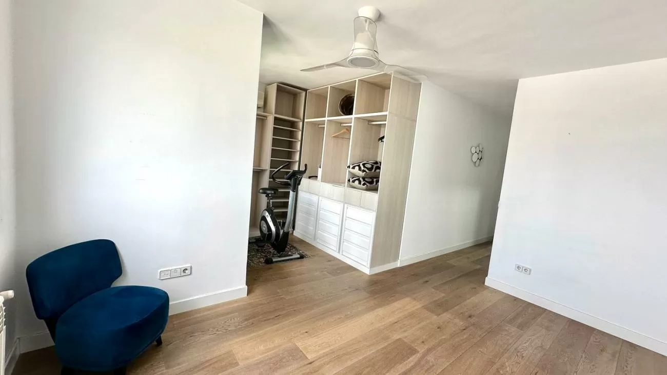 Imagen de Avenida de Burgos, Chamartín, Madrid capital (Ref.1816-2) Imagen de Avenida de Burgos, Chamartín, Madrid capital (Ref.1816-2)