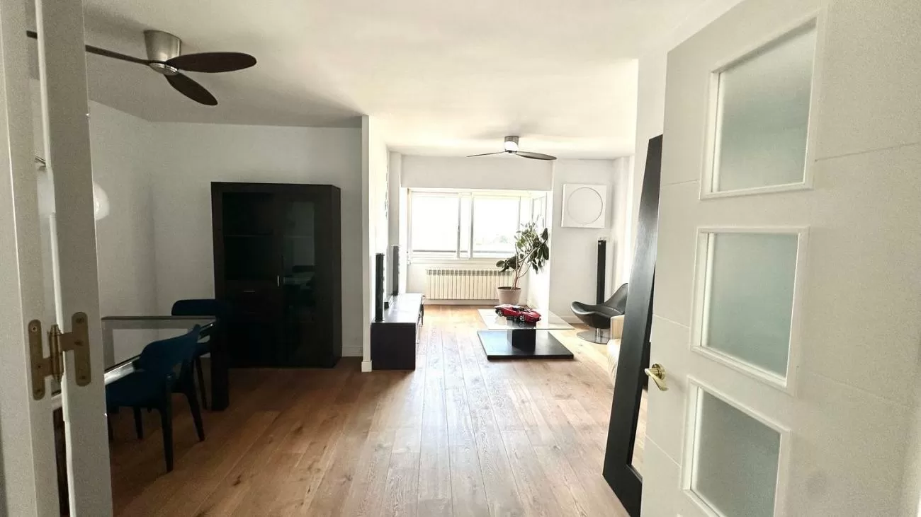 Imagen de Avenida de Burgos, Chamartín, Madrid capital (Ref.1816-2) Imagen de Avenida de Burgos, Chamartín, Madrid capital (Ref.1816-2)