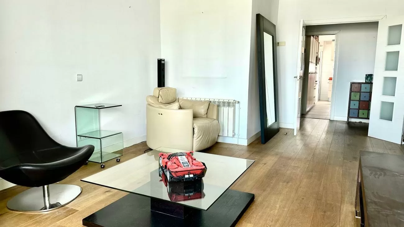 Imagen de Avenida de Burgos, Chamartín, Madrid capital (Ref.1816-2) Imagen de Avenida de Burgos, Chamartín, Madrid capital (Ref.1816-2)