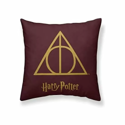 FUNDA DE COJÍN DEATHLY HALLOWS BURDEOS A 50X50 HARRY POTTER