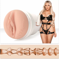 Imagen de KAYLEY GUNNER MASTURBADOR VAGINA