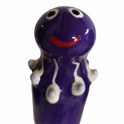 Imagen de CONDOMERIE  PRESERVATIVO DECORATIVO PINTADO A MANO PULPO MORADO